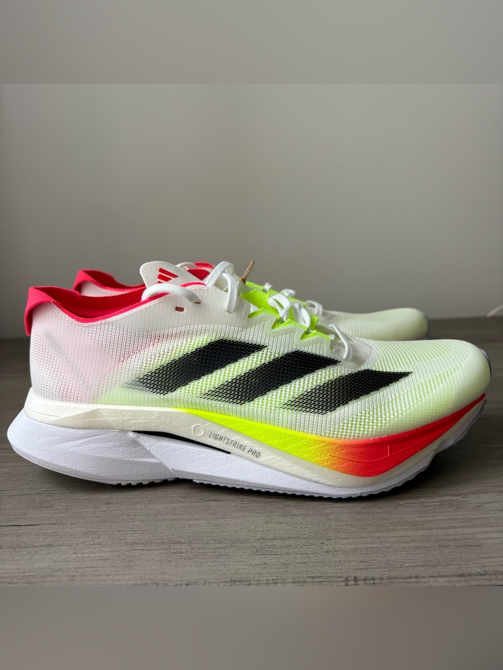 Adidas Adizero Boston 12 White Black Lucid Red Women’s JQ2554 Size 8.5 Running